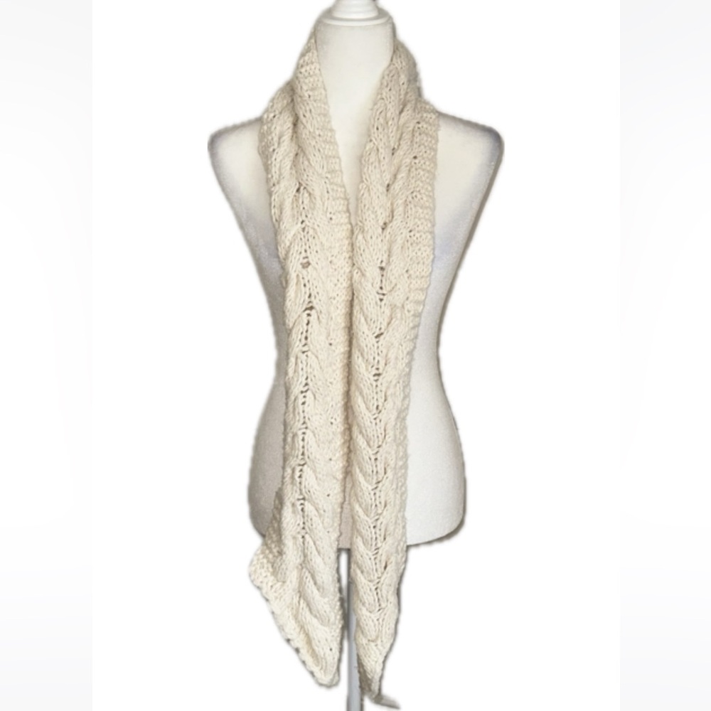Merona White / Cream Cable Knit Scarf